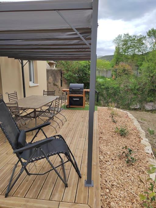 Gite Le Chaudron 1 A 7Pers Avec Piscine Villa Montclar-sur-Gervanne Buitenkant foto